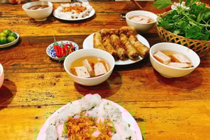 Hanoi : visite culinaire de 7 dégustations avec Train Street
