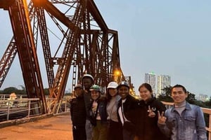 ハノイ：ストリートフードツアー with トレインストリート＆隠れた路地