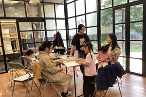Ханой: уроки живописи для детей в Art Tutor Hanoi