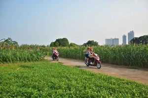 Hanoi Motorbike Tour To Bat Trang Village Led By Women