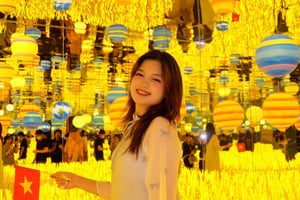 Hô-Chi-Minh-Ville : Expérience artistique Van Gogh et café au bord de l'eau