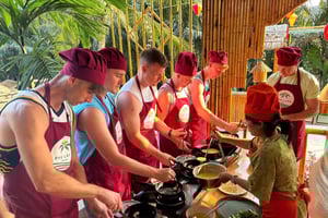 Hoi An: mandboot met lantaarn maken & kookles