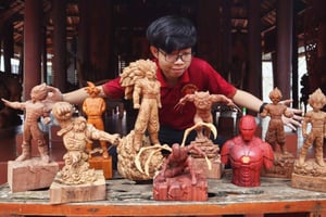 Hoi An: Wood Carving Class with Village Master Artisan