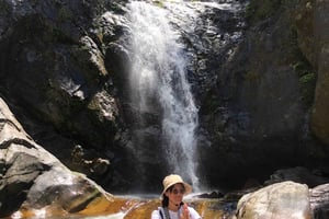 Hue: Rio A Nor, Floresta de Sao La, Aldeia de Minoria Étnica