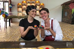 Hue: rondleiding door het dorp van de puntmutsen en traditionele cakecursus