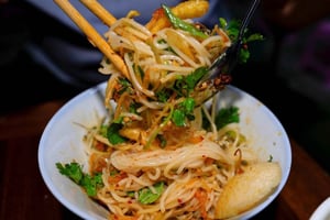 Hue: Tour guiado de gastronomia local com degustações