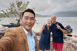 Mit dem Privatwagen von Hue nach Danang mit verschiedenen Besichtigungsstopps