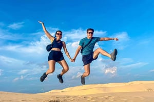 Mui Ne: Best Private Sand Dunes Jeep Tour at Sunrise/Sunset