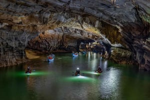 Phong Nha: Phong Nha-grotteekspedition 4,5 km i kajak