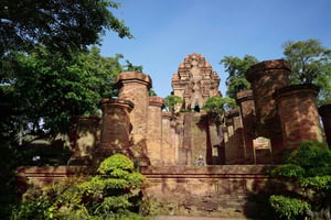 Le vrai Nha Trang : 10 expériences locales authentiques à moto