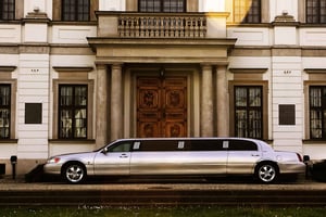 Chopin Airport One–Way Limousine Transfer
