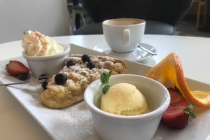 DAILY Warsaw Traditional Food Tasting & Guided Old Town Tour