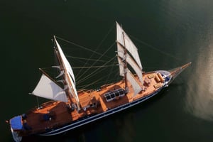 Masurian Lake District: The Wolf’s Lair and Yacht Tour