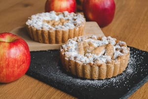 Warsaw: Bake a Traditional Polish Cake & Enjoy Local Food