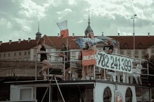 Warschau: Bootsfahrt auf der Weichsel an Bord des Kurka-Wodna-Schiffs