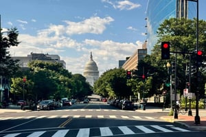 DC:Wycieczka w małej grupie o zachodzie słońca .