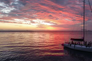 Airlie Beach: Great Barrier Reef 2-Tage, 2-Nächte Segeltour