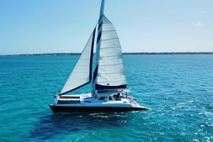 Багамы: Круиз с плавающими свиньями и сноркелингом, обедом и ромом