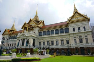 Bangkok: Grand Palace, Wat Arun, and Wat Pho Guided Tour