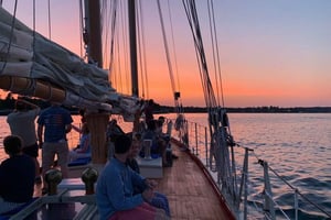 Puerto de Boothbay Crucero a Vela al Atardecer en la Goleta Apple Jack
