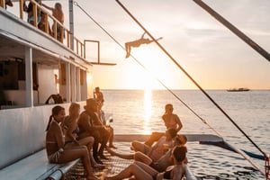 Boracay: Sunset Cruise Boat Party von Haqqy Life