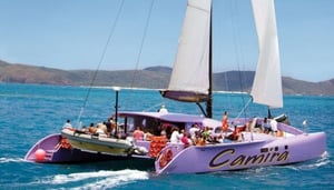 Camira Sailing Seikkailu