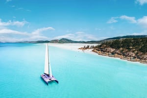 Navegando pelas Whitsundays: Uma Experiência de Verão Inesquecível