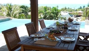 Déjà Vu, Water's Edge Resort