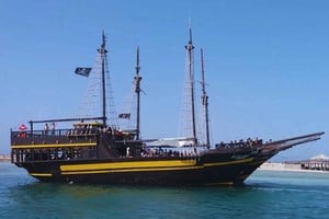 Приключения на побережье Джербы: водная прогулка, обед на пляже и купание