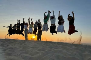 Doha: Safari ao pôr do sol, manobras radicais nas dunas, sandboard e passeio de camelo