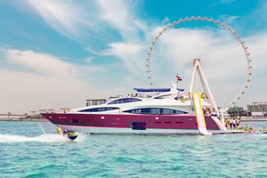 Dubai: Ride and Slide Yacht Cruise with BBQ Lunch and Drinks