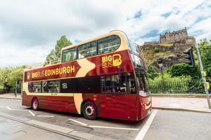Edinburgh: Hop på-/hop af-tur med Big Bus i åben bus