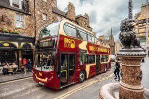 Edinburgh: Hop-On, Hop-Off Bus Tour City & Britannia Combo