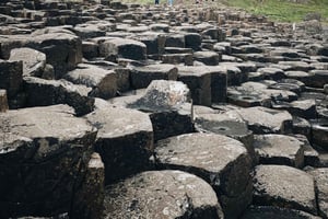 Ab Belfast: Giants Causeway und Belfast Black Taxi Tour