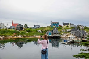 Halifax : visite de Peggy's Cove, de la citadelle et du cimetière du Titanic