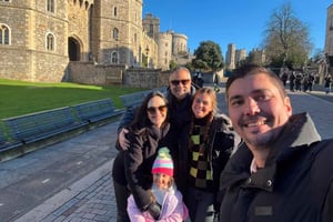 ハンプトン・コート宮殿とウィンザー城 プライベート・カー・ツアー