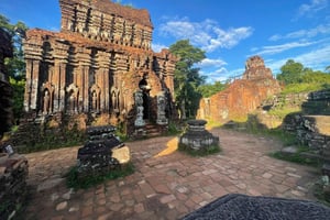 ホイアンミーソン遺跡：ガイド-バス-ボート-文化ショー-昼食