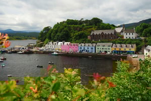 Inverness: Isle of Skye & Eilean Donan Castle Private Voyage