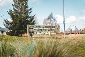 Jet Boat and Hot Pools Day Tour from Christchurch