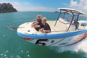 Singapore Southern Islands Speedboat Guided Tour