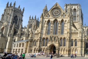 York Minster Exterior Guided Tour with Entry