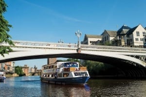 York: Sightseeing-bådtur i dagtimerne med live-kommentarer