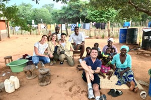 Cataratas Victoria; Visita a la ciudad y al pueblo