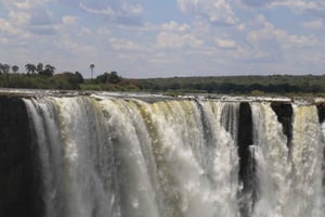 Dagtour naar Victoria Falls vanuit Kasane Zim en Zambia