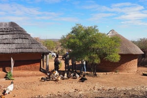 Rondleidingen door Victoria Falls Village