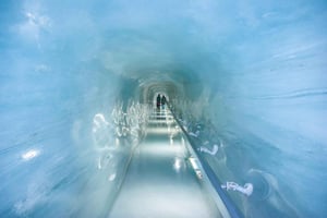 Private driver from Zurich to Jungfraujoch, Bern & back