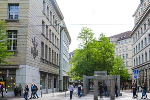 Zürich: Exclusieve Zwitserse bankrondleiding met een plaatselijke bewoner