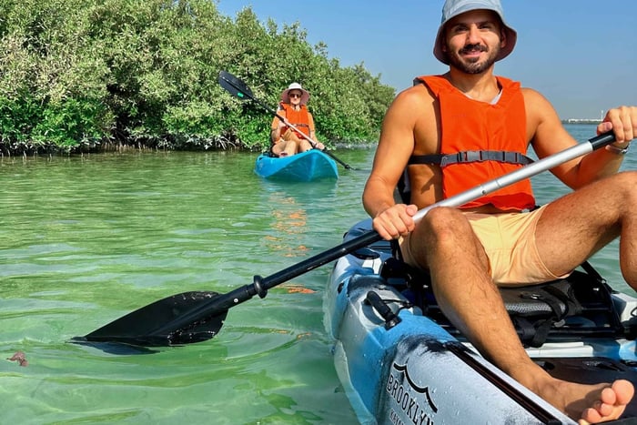 Abu Dhabi: Raha Canals and Mangroves Kayaking Experience