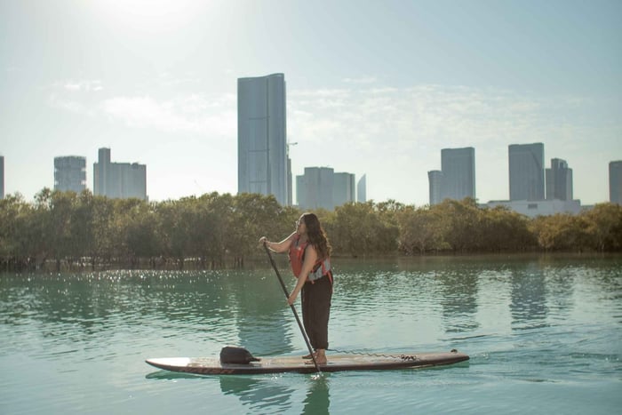 Abu Dhabi: Visita guiada de Stand-Up Paddle boarding