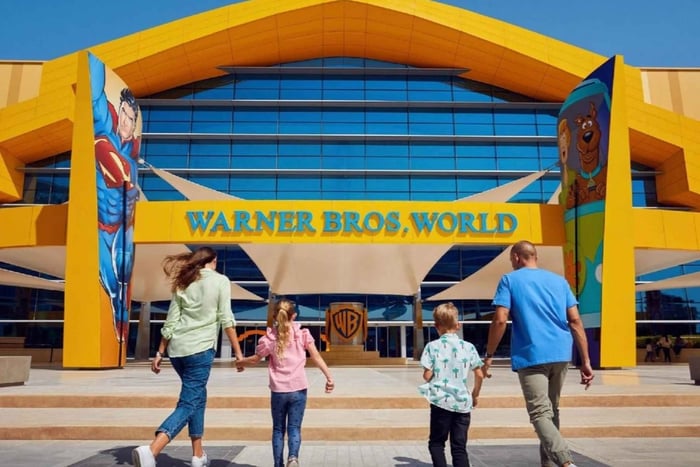 Dubai: Sheikh Zayed-moskeen og Warner Bros med transport